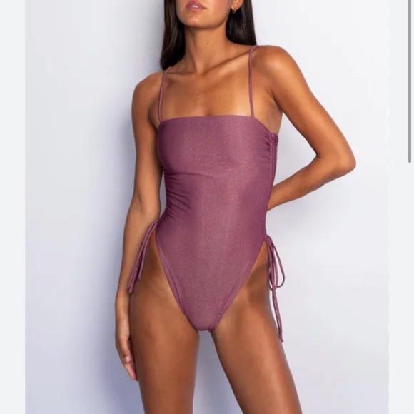 Skatie NWT Raye One Piece Swimsuit in Meadow Size XS - Picture 2 of 8